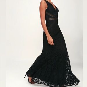 Lulu’s My Forever Black Lace Maxi Dress